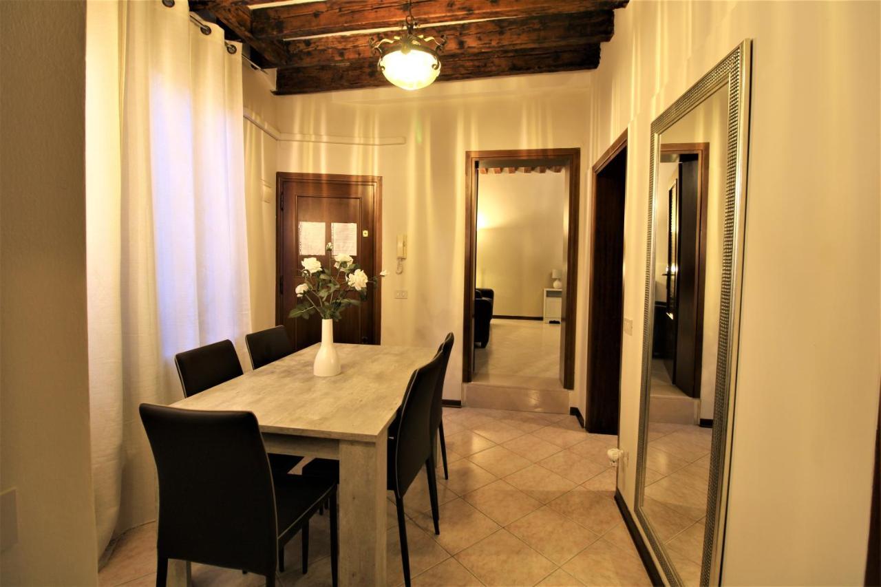 Central And Spacious Apartment ヴェネツィア エクステリア 写真